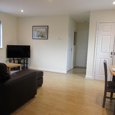 20 Nightingale Gardens, Coton Park, Rugby Cv23 0Wt Apartment Exterior photo